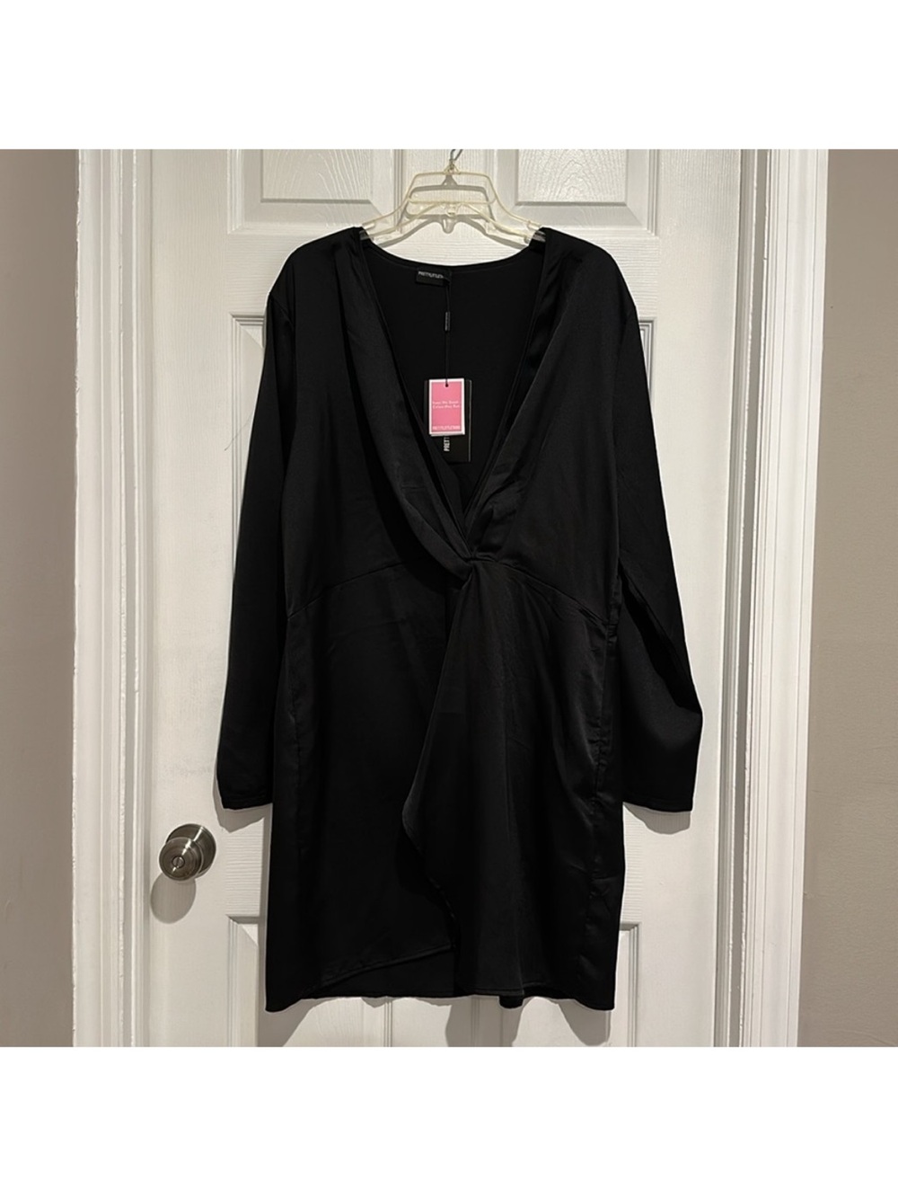 NWT PrettyLittleThing Black Satin Wrap Dress Long Sleeve Mini size 16 - Picture 2 of 6